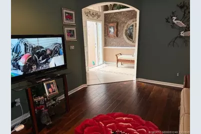 6948 SE Twin Oaks Circle, Stuart, FL 34997 - Photo 7