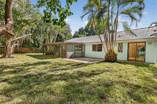 2041 SE Giffen Ave, Port Saint Lucie, FL 34952 - Photo 3