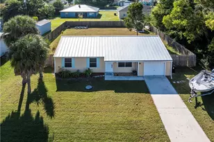 3071 SE East Blackwell Dr, Port Saint Lucie, FL 34952 - Photo 3