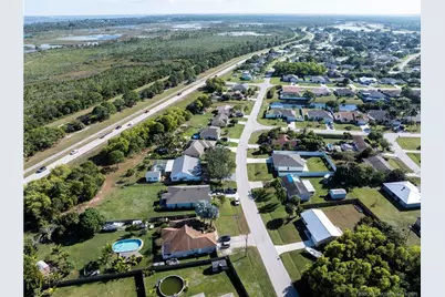 3071 SE East Blackwell Drive, Port Saint Lucie, FL 34952 - Photo 33