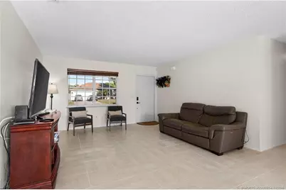 3071 SE East Blackwell Drive, Port Saint Lucie, FL 34952 - Photo 5