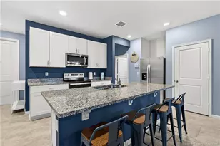 5634 SE Edgewater Cir, Stuart, FL 34997 - Photo 9