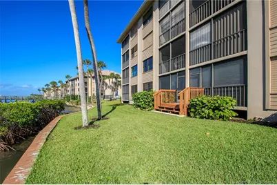 4620 NE Sandpebble Trace #104, Stuart, FL 34996 - Photo 9