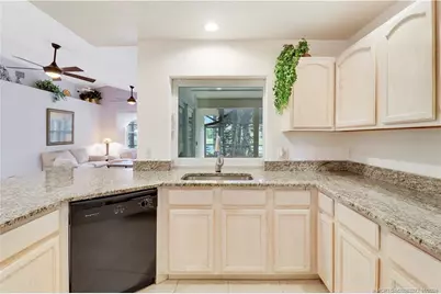 2579 SE Leithgow Street, Port Saint Lucie, FL 34952 - Photo 17