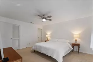 1210 SE Parkview Pl, Stuart, FL 34994 - Photo 11