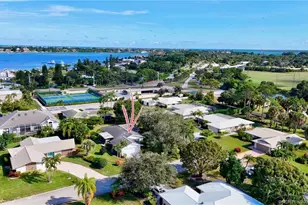 1843 SE Granada Ln, Stuart, FL 34996 - Photo 35