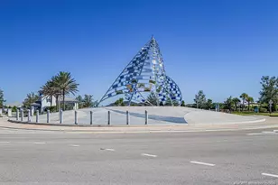 781 SE Courances Dr, Port Saint Lucie, FL 34984 - Photo 31