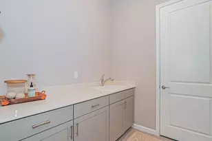 781 SE Courances Dr, Port Saint Lucie, FL 34984 - Photo 21