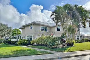 2902 SW Lakemont Pl, Palm City, FL 34990 - Photo 1