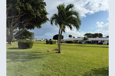 300 SW Golfview Terrace #152, Boynton Beach, FL 33426 - Photo 11