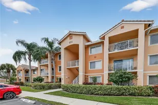 221 SW Palm Dr, Port Saint Lucie, FL 34986 - Photo 1