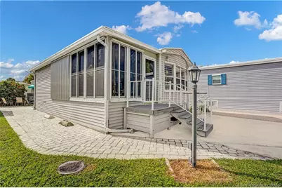 587 Nettles Boulevard, Jensen Beach, FL 34957 - Photo 3