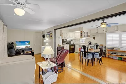 587 Nettles Boulevard, Jensen Beach, FL 34957 - Photo 7