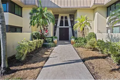 1800 SE Saint Lucie Boulevard #1-202, Stuart, FL 34996 - Photo 5