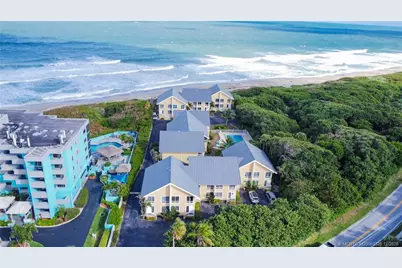 245 NE Macarthur Boulevard #12, Stuart, FL 34996 - Photo 3