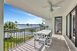 2806 SE Dune Dr, Stuart, FL 34996 - Photo 21