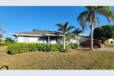 2149 SE Dolphin Road, Port Saint Lucie, FL 34952 - Photo 3