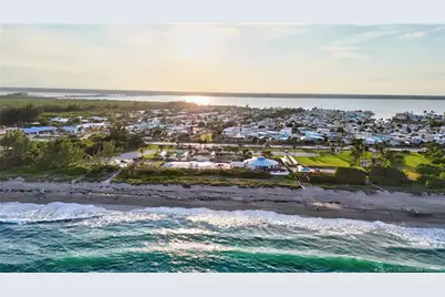 1081 Nettles Boulevard, Jensen Beach, FL 34957 - Photo 33