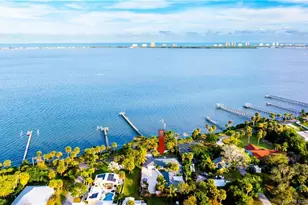 11005 S Indian River Dr, Fort Pierce, FL 34982 - Photo 15