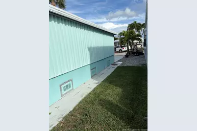 975 Nettles Boulevard, Jensen Beach, FL 34957 - Photo 7