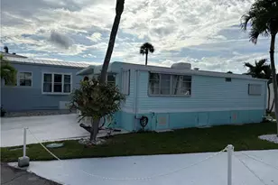 975 Nettles Blvd, Jensen Beach, FL 34957 - Photo 3