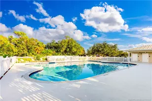 668 NE Waters Edge Ln, Port Saint Lucie, FL 34983 - Photo 35