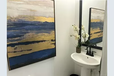 668 NE Waters Edge Lane, Port Saint Lucie, FL 34983 - Photo 5