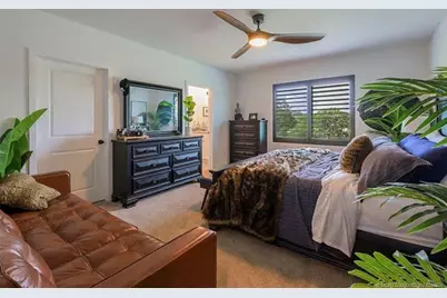 668 NE Waters Edge Lane, Port Saint Lucie, FL 34983 - Photo 9