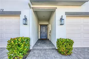 668 NE Waters Edge Ln, Port Saint Lucie, FL 34983 - Photo 37