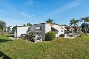 7398 SE Swan Ave, Hobe Sound, FL 33455 - Photo 5