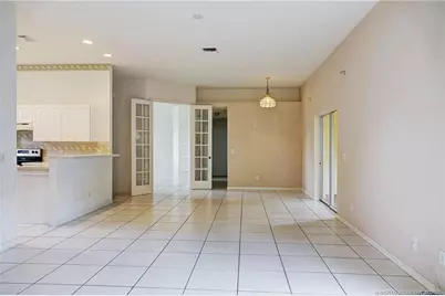 724 SE Michaels Court, Stuart, FL 34996 - Photo 3