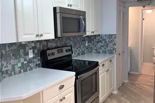 3302 SE Aster Ln, Stuart, FL 34997 - Photo 7