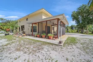 5601 SW Sunshine Farms Way, Palm City, FL 34990 - Photo 17