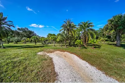 5601 SW Sunshine Farms Way, Palm City, FL 34990 - Photo 51