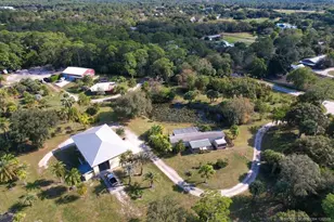 5601 SW Sunshine Farms Way, Palm City, FL 34990 - Photo 7