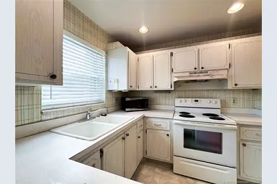 2600 SE Ocean Boulevard #II1, Stuart, FL 34996 - Photo 9