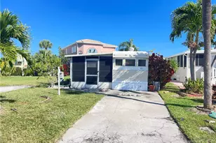 685 Nettles Blvd, Jensen Beach, FL 34957 - Photo 7