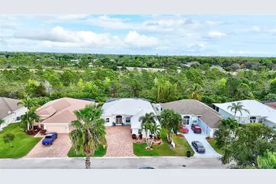 443 NW Sunflower Place, Jensen Beach, FL 34957 - Photo 49