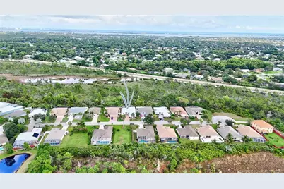 443 NW Sunflower Place, Jensen Beach, FL 34957 - Photo 53