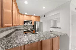 40 NE Plantation Rd, Stuart, FL 34996 - Photo 11