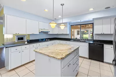 3181 SE Fairway W, Stuart, FL 34997 - Photo 33