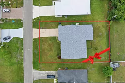 950 SW Jaslo Avenue, Port Saint Lucie, FL 34953 - Photo 5