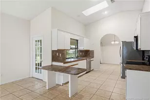 950 SW Jaslo Ave, Port Saint Lucie, FL 34953 - Photo 15