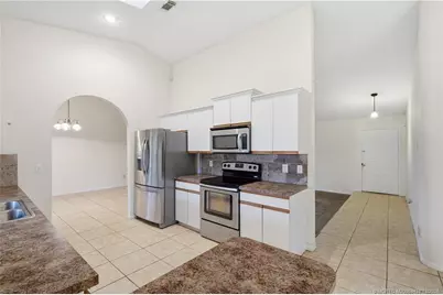 950 SW Jaslo Avenue, Port Saint Lucie, FL 34953 - Photo 17