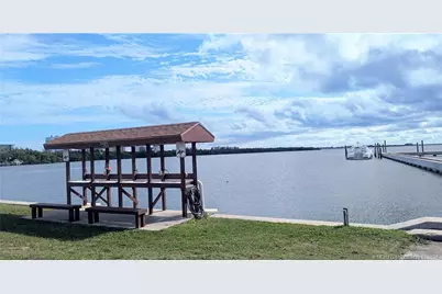 438 Nettles Boulevard, Jensen Beach, FL 34957 - Photo 23