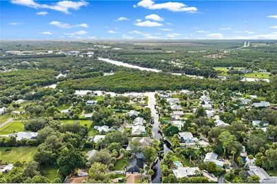 581 SW Timber Trail SW, Stuart, FL 34997 - Photo 3