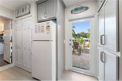 581 SW Timber Trail SW, Stuart, FL 34997 - Photo 15