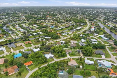 2762 SE Worrell Avenue, Port Saint Lucie, FL 34952 - Photo 9