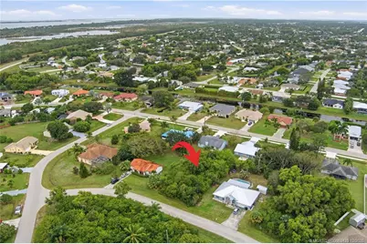 2762 SE Worrell Avenue, Port Saint Lucie, FL 34952 - Photo 7