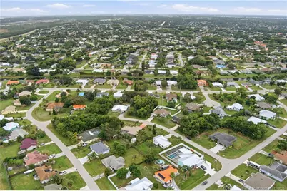 2762 SE Worrell Avenue, Port Saint Lucie, FL 34952 - Photo 17
